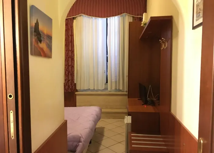 Terminal House Otel 2*