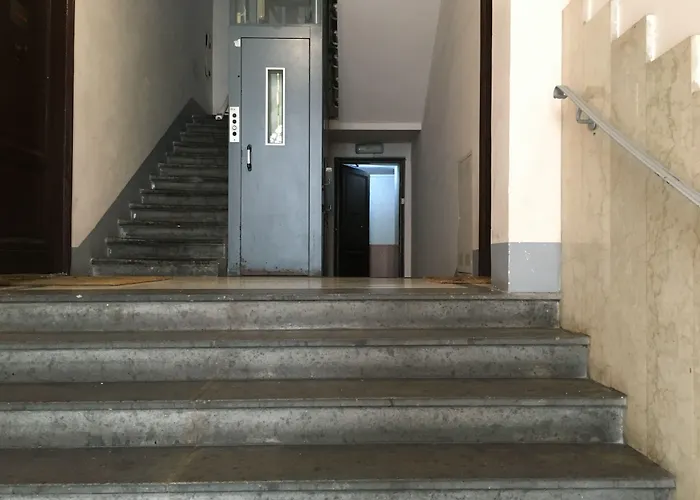 Terminal House 2*